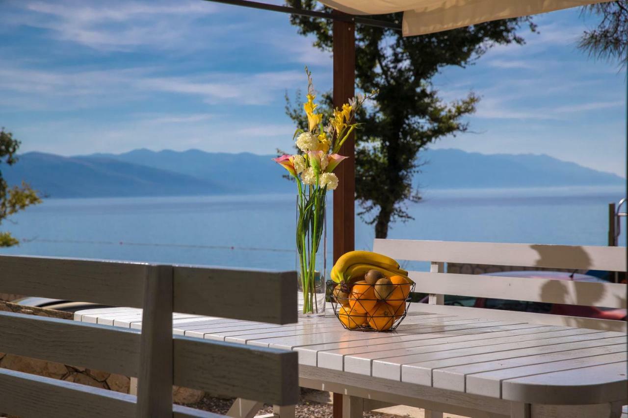 Rocky Beach Rooms Novi Vinodolski Extérieur photo